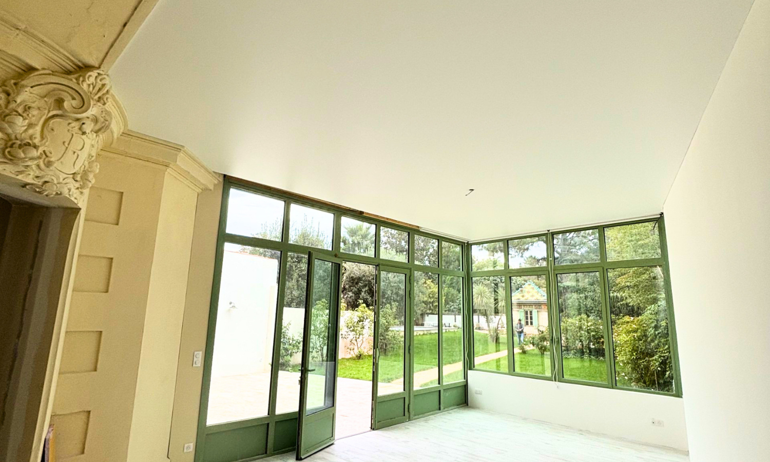 Plafond tendu Aveyron : Expertise locale tous secteurs du département